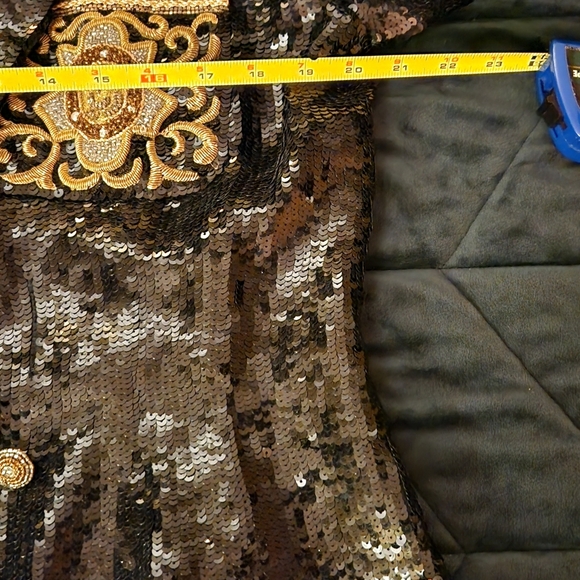 VintageBlack and Gold Sequin Blazer - Picture 16 of 16